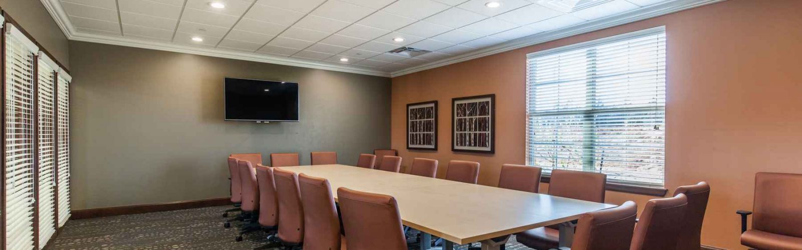 Mon Abri Business Center - Large Conference Room