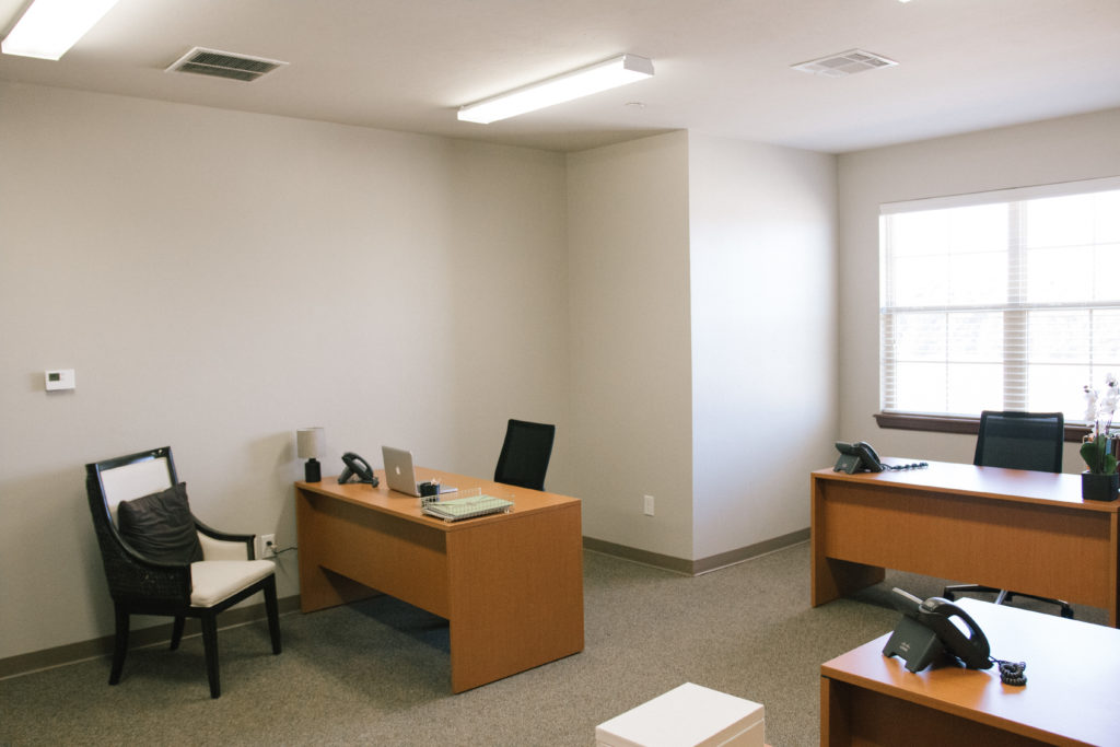 office for 4-6 people in edmond oklahoma